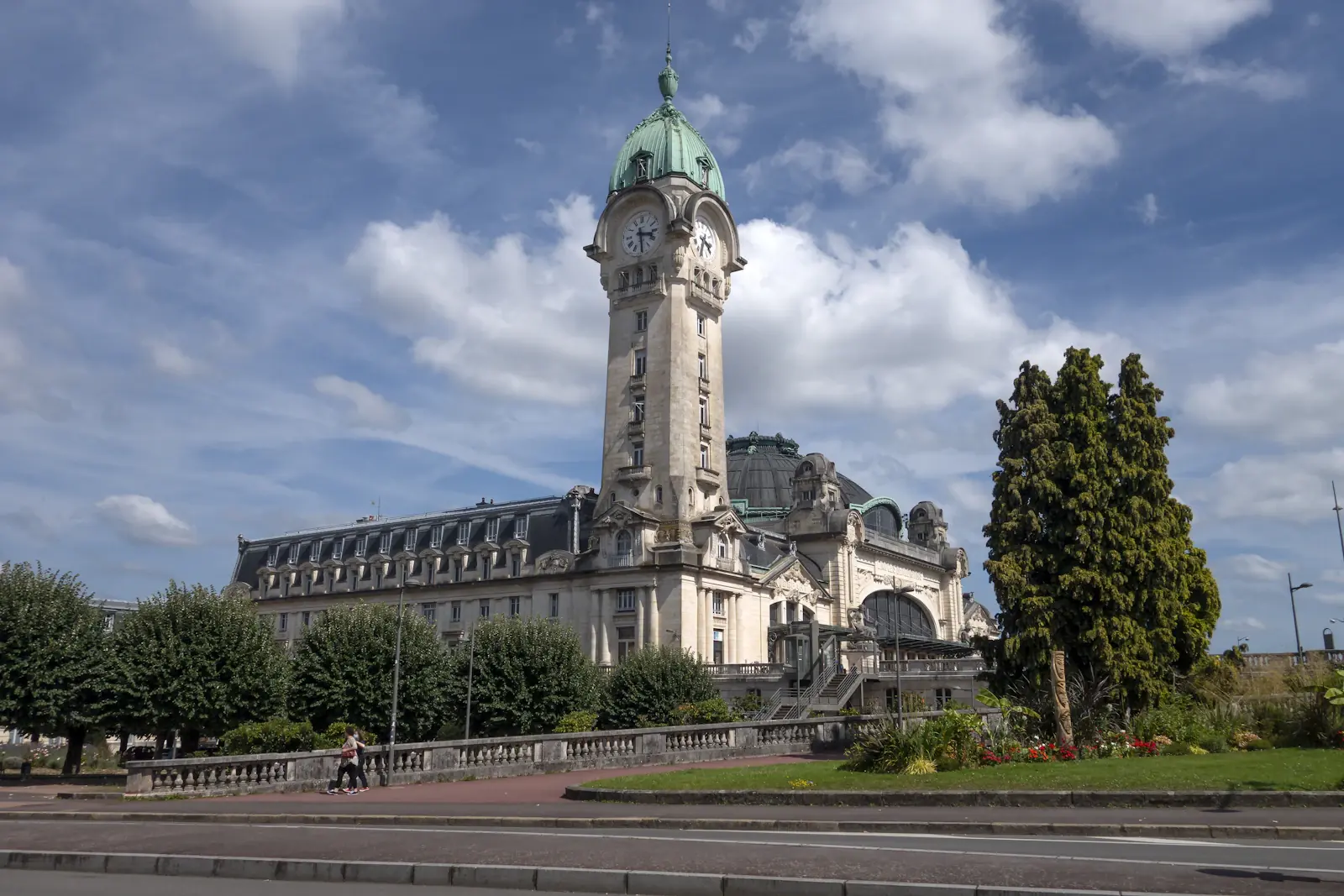 La gare des Bénédictins à Limoges et son campanile